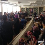 ADAY ÖĞRETMEN - Vali Demirtaş, Aday Öğretmenlere Mesleki Tecrübelerini Anlattı