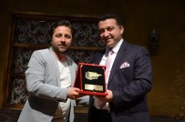 EĞİTİM SÜRESİ - Bozüyük Belediyesi Tiyatro Grubu 'Töre' Oyunu İle Kendisini İspatladı