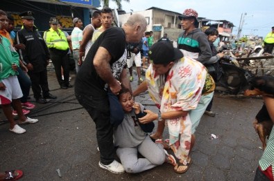 Ekvador'daki Depremde Ölü Sayısı 233'E Yükseldi