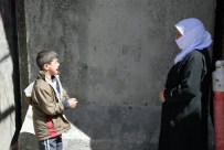 Küçük Muhammed Sur'da Kalan Bisikletini İstiyor