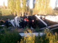 Aksaray'da Tır Şarampole Devrildi Açıklaması 1 Ölü