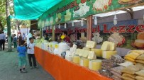 ALİHAN - Burhaniye'de Yöresel Ürünler Pazarı Kuruldu