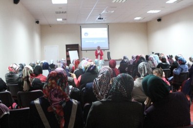 Huzur Çınarı Kanayan Yaraya Parmak Basıyor