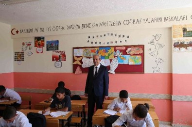 Demirkol'dan Öğrencilere Büyük Destek