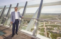 BÜYÜKELÇİLER - EXPO Kulesi'ne İlk Çıkan Bakan Çelik Oldu