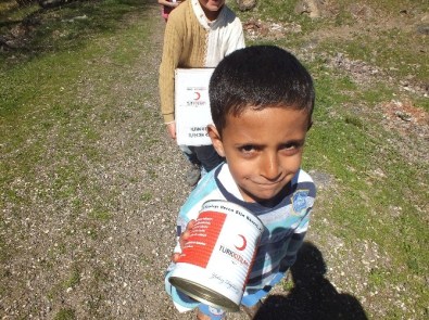 Kızılay'dan 50 Aileye Yardım