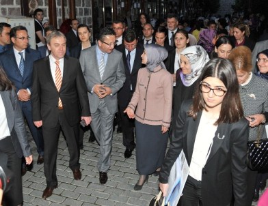 Sare Davutoğlu Ulucanlar'da