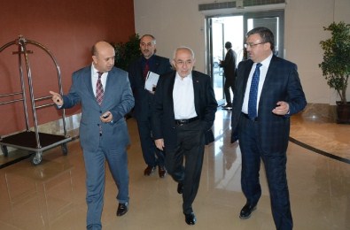 AK Parti İstanbul Milletvekili Ekrem Erdem Afyonkarahisar'da