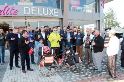 Antalyalı İşadamı Barış İçin 3 Bin Kilometre Pedal Çevirecek