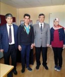 Liseli Öğrenciden İnsanlık Dersi