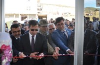 HÜSEYİN ÇELİK - Sincik Halk Kütüphanesi Hizmete Açıldı