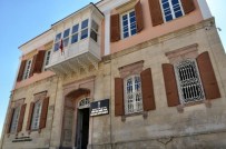 Söke'de 121 Yıllık Tarihi Binadan Yayılan Kitap Kokusu