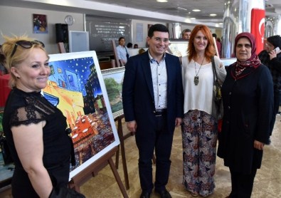 Akmek Sergisini Tütüncü Açtı