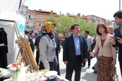 Aksaray'da El Sanatları Sergisi Açıldı
