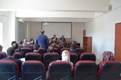 Aziziye'de Okul Müdürleri İle Değerlendirme Toplantısı