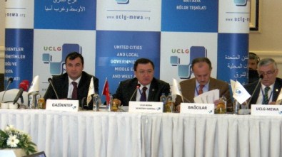 Gebze Belediye Başkanı Adnan Köşker, Yerel Yönetimler Zirvesinde