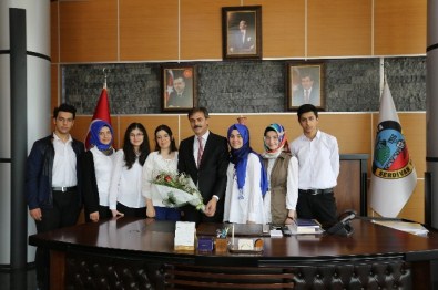 Öğrencilerden Yusuf Alemdar'a Ziyaret