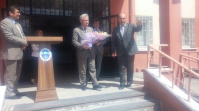 Refika Küçükçalık Okulu Öğrencilerinden Anlamlı Davranış