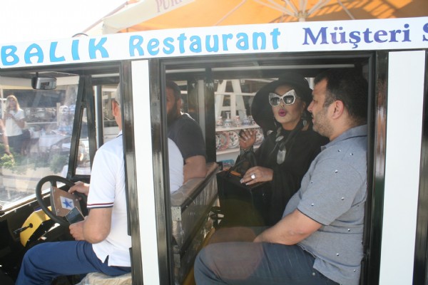 Diva, gayrimenkullerini satmak için Marmaris'te