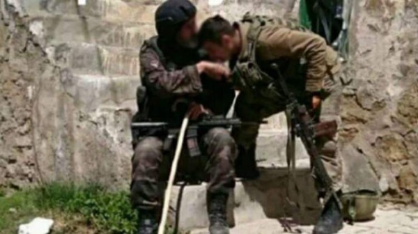 JÖH'den duygulandıran fotoğraf