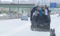 TEHLİKELİ YOLCULUK - 6 çocuğun İstanbul trafiğinde tehlikeli yolcuğu