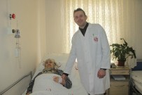 LAZER AMELİYATI - 84 Yaşındaki Hasta Bıçaksız Ameliyatla 1 Günde Taburcu Oldu