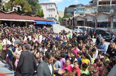 Atatürk İlkokulu Sergisiyle Göz Doldurdu