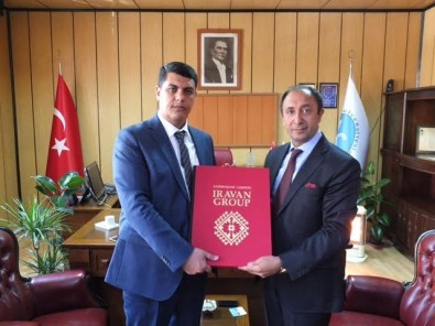 Azerbaycan Başkonsolosu Süleymalı'dan Devlet Konservatuarı Müdürü Çelik'e Ziyaret