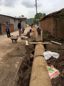 Lapseki Kaymakamı Şahin Köylerdeki Alt Ve Üst Yapı Yatırımlarını İnceledi
