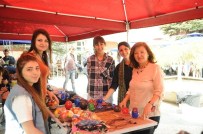 SANAT ESERİ - Öğrencilerden 'Bahar Panayırı'