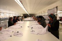 TEKSTİL FABRİKASI - Tekstil Fabrikasına Çalışacak İşçi Bulamıyorlar