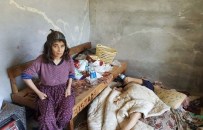 VIRANE - Virane Bir Evde Yaşayan Anne-Kızın Dramı