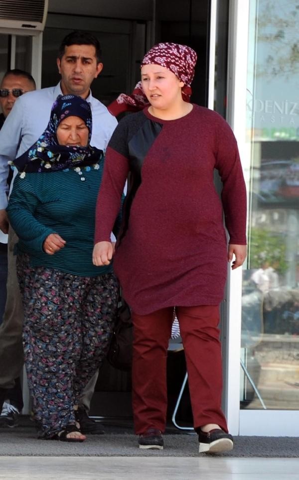 Tartıştığı karısını kalçasından bıçakladı