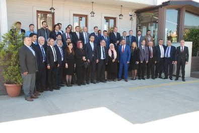 AK Parti Çorlu İlçe Teşkilatı Yeni Yönetimi Tanıtıldı