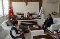 BAŞPıNAR - Başkan Kazgan, Koltuğu Öğrenciye Bıraktı