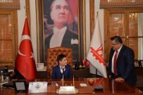PELITÖZÜ - Başkan Yağcı Koltuğunu İlkokul Öğrencisine Devretti