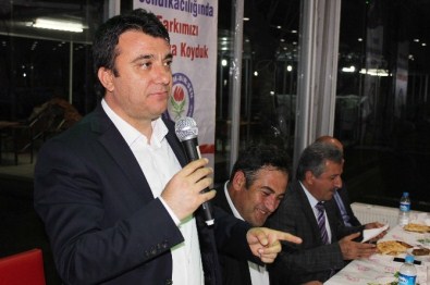 Eğitim-Bir-Sen Üyeleri Yemekte Buluştu