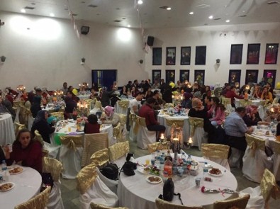 Sandıklı Zafer Mahallesinden Birlik Beraberlik Gecesi