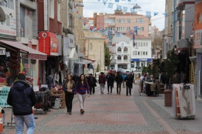 Kırklareli'nde Çocuk Sayısı 67 Bin 751