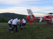 AMBULANS HELİKOPTER - Tarlada Yaralanan Çiftçinin Yardımına Ambulans Helikopter Yetişti