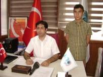 ÇOCUK BAKIMI - Türk Ocaklarında Başkanlık Koltuğu Çocuklara Teslim Edildi