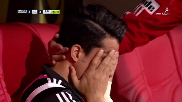 Serdar Kurtuluş ağladı