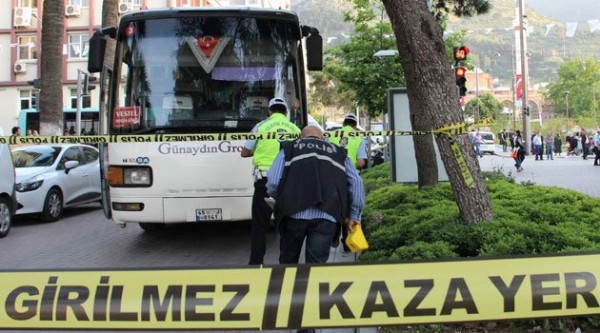 Evladı gözünün önünde can verdi