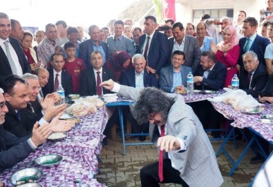 Binali Yıldırım'dan Yeni Evli Çifte Nasihat