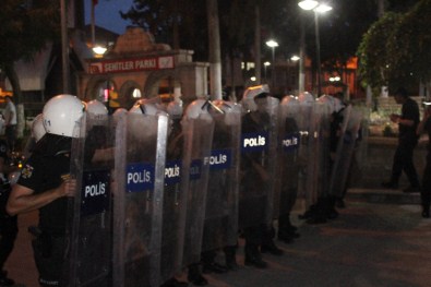 Kilis'teki Yürüyüşe Polis Müdahelasi