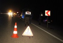 Kütahya'da Trafik Kazası Açıklaması 2 Ölü, 3 Yaralı