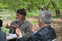 Vali Kamçı, Şehit Ailelerini Yalnız Bırakmadı