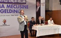 OKÇULAR - Başkan Demircan Gençlerle Buluştu