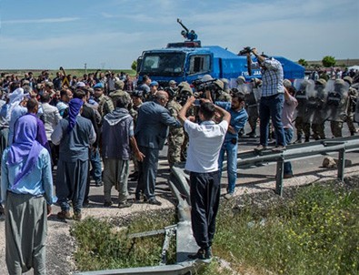 CHP'den sayaç taktırmak istemeyen çiftçilere destek