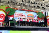 ÇOCUK KOROSU - İsmail Baha Sürelsan Konservatuvarı Çocuk Korosu EXPO'yu Coşturdu